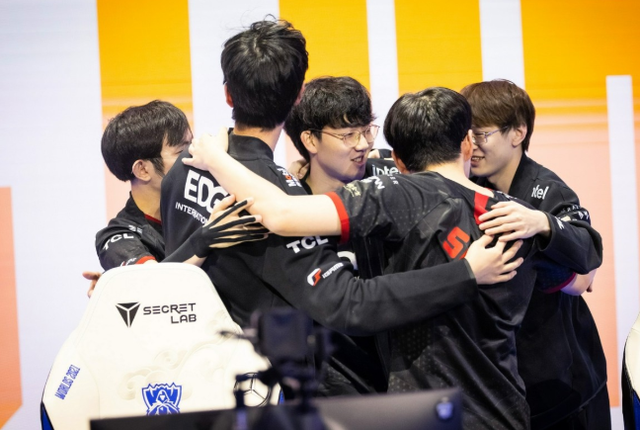 至于喀麦隆 至于喀麦隆