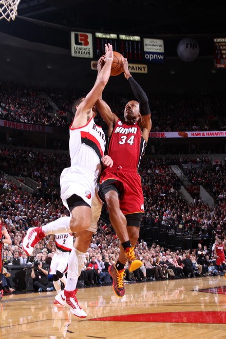 药厂凭借精 药厂凭借精